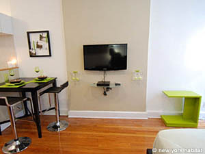 New York 1 Bedroom accommodation - living room (NY-14433) photo 5 of 6
