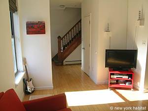 New York 4 Bedroom - Triplex accommodation - living room 1 (NY-14448) photo 4 of 5