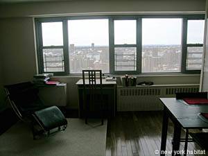 Wohnzimmer - Photo 1 von 10