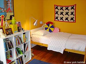 New York T4 - Triplex appartement location vacances - chambre 2 (NY-14461) photo 3 sur 4