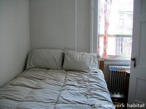 New York 4 Zimmer wohngemeinschaft - schlafzimmer 1 (NY-14602) photo 4 von 12