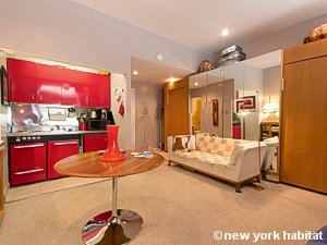 New York Studio accommodation - living room (NY-14638) photo 7 of 8