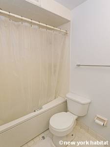 New York 2 Bedroom apartment - bathroom 2 (NY-14663) photo 2 of 2