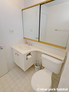 New York 2 Bedroom apartment - bathroom 1 (NY-14663) photo 2 of 2