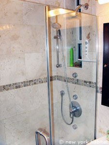 New York T2 logement location appartement - salle de bain (NY-14685) photo 2 sur 3