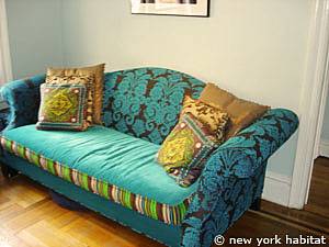 Apartments  Rent Brooklyn on New York Room For Rent 2 Bedroom Apartment For A Roommate In Brooklyn