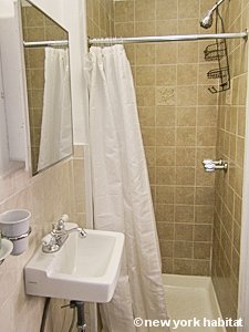 New York 3 Bedroom - Duplex accommodation - bathroom 1 (NY-14878) photo 1 of 2