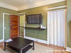New York 3 Bedroom - Duplex accommodation - living room 2 (NY-14878) photo 5 of 6