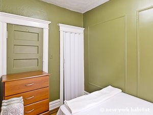New York 3 Bedroom - Duplex accommodation - bedroom 2 (NY-14878) photo 3 of 5