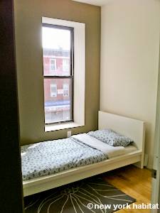 New York 4 Bedroom roommate share apartment - bedroom 3 (NY-14938) photo 2 of 4