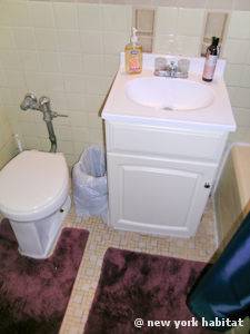 New York T2 appartement colocation - salle de bain (NY-14964) photo 2 sur 3