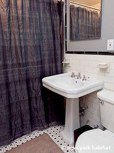New York 1 Bedroom - Duplex apartment - bathroom 1 (NY-15001) photo 2 of 2