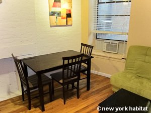 New York 4 Bedroom apartment - living room (NY-15182) photo 3 of 3