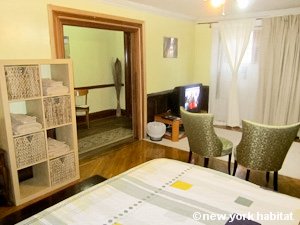 New York 2 Bedroom - Duplex accommodation - living room (NY-15223) photo 2 of 6