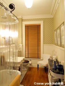 New York T5 - Triplex appartement bed breakfast - salle de bain 1 (NY-15258) photo 1 sur 3
