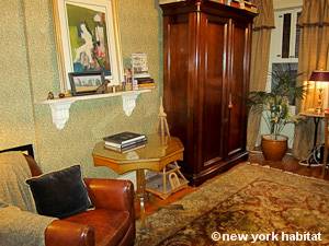 New York T5 - Triplex appartement bed breakfast - chambre 2 (NY-15258) photo 4 sur 5