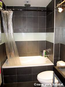 New York 2 Bedroom - Duplex accommodation bed breakfast - bathroom (NY-15299) photo 2 of 2 New York 2 Bedroom - Duplex accommodation bed breakfast - bathroom (NY-15299) photo 2 of 2
