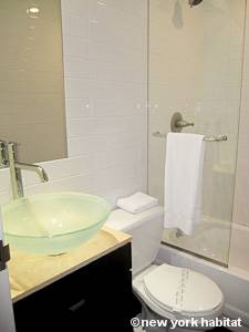 New York Studio apartment - bathroom (NY-15320) photo 1 of 2 New York Studio apartment - bathroom (NY-15320) photo 1 of 2