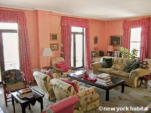 New York 3 Bedroom roommate share apartment - living room 1 (NY-15328) photo 1 of 5