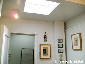 New York T2 - Duplex logement location appartement - salle de bain (NY-15346) photo 3 sur 3