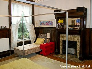 New York 2 Bedroom - Duplex accommodation - bedroom 1 (NY-15407) photo 1 of 6