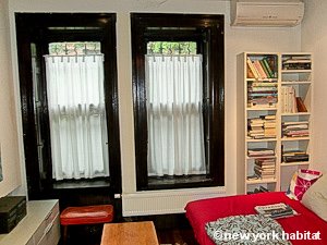 New York 2 Bedroom - Duplex accommodation - bedroom 2 (NY-15407) photo 2 of 5