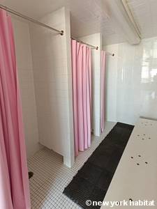 Bathroom - Photo 4 of 7 Bathroom - Photo 4 of 7