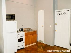 New York Studio apartment - kitchen (NY-15440) photo 1 of 2