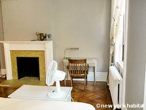 New York Studio apartment - living room (NY-15440) photo 3 of 6
