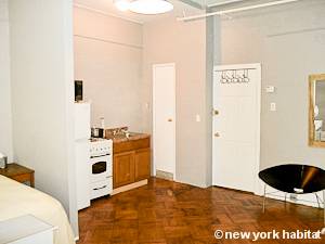 New York Studio apartment - living room (NY-15440) photo 5 of 6