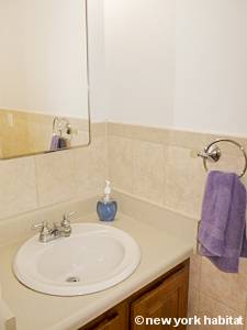 New York 2 Bedroom - Duplex apartment - bathroom 1 (NY-15449) photo 1 of 2