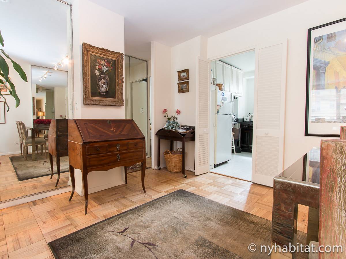 New York Roommate Room for rent in Gramercy 2 Bedroom apartment (NY