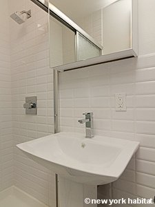 New York 2 Bedroom apartment - bathroom (NY-15482) photo 2 of 2