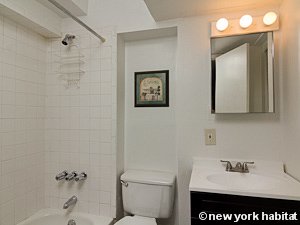 New York 3 Bedroom - Duplex apartment - bathroom 2 (NY-15489) photo 2 of 2