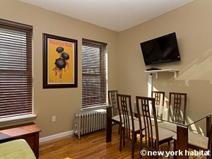 New York 4 Bedroom apartment - living room (NY-15490) photo 3 of 5