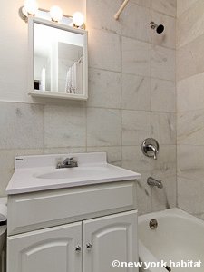 New York 4 Bedroom apartment - bathroom 1 (NY-15490) photo 2 of 2