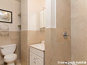 New York 3 Bedroom apartment - bathroom (NY-15496) photo 2 of 2