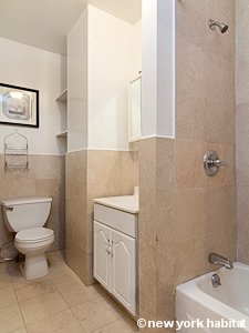 New York 3 Bedroom apartment - bathroom (NY-15496) photo 1 of 2