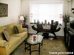 New York 2 Bedroom roommate share apartment - living room (NY-15502) photo 2 of 4