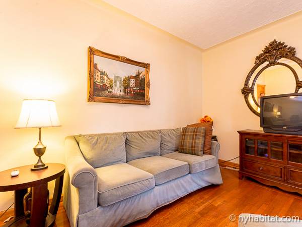 Living Room Queens Ny new york roommate: room for rent in sunnyside, queens - 3 bedroom Living Room Queens Ny new york roommate: room for rent in sunnyside, queens - 3 bedroom