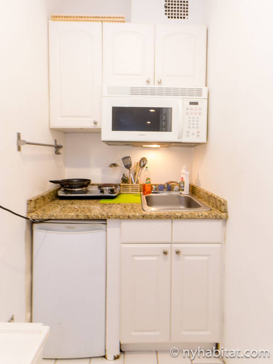 Kitchen - Photo 2 of 2