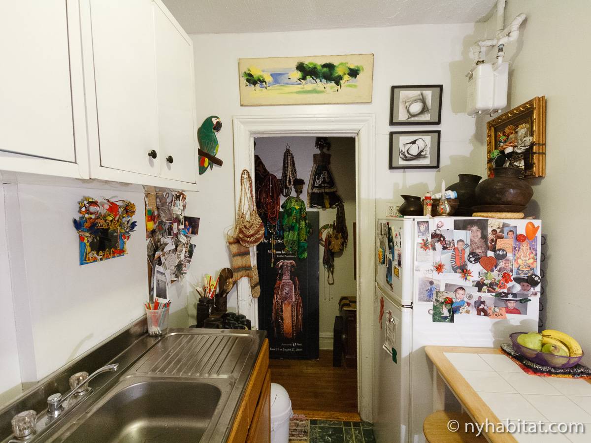 Kitchen - Photo 9 of 10