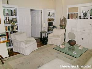 New York 2 Bedroom roommate share apartment - living room (NY-2491) photo 4 of 4