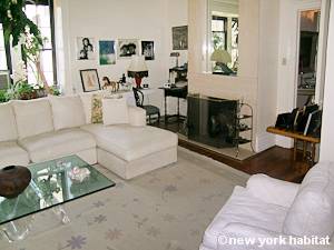 New York 2 Bedroom roommate share apartment - living room (NY-2491) photo 2 of 4