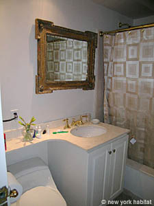 New York 2 Bedroom apartment - bathroom 1 (NY-3258) photo 2 of 2
