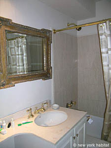 New York 2 Bedroom apartment - bathroom 1 (NY-3258) photo 1 of 2