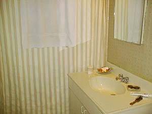New York 3 Zimmer wohngemeinschaft - badezimmer 1 (NY-3464) photo 2 von 3