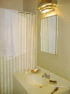 New York 3 Zimmer wohngemeinschaft - badezimmer 1 (NY-3464) photo 3 von 3