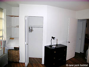 New York 1 Bedroom apartment bedroom photo 20
