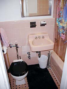 New York Studio apartment - bathroom (NY-4604) photo 1 of 2